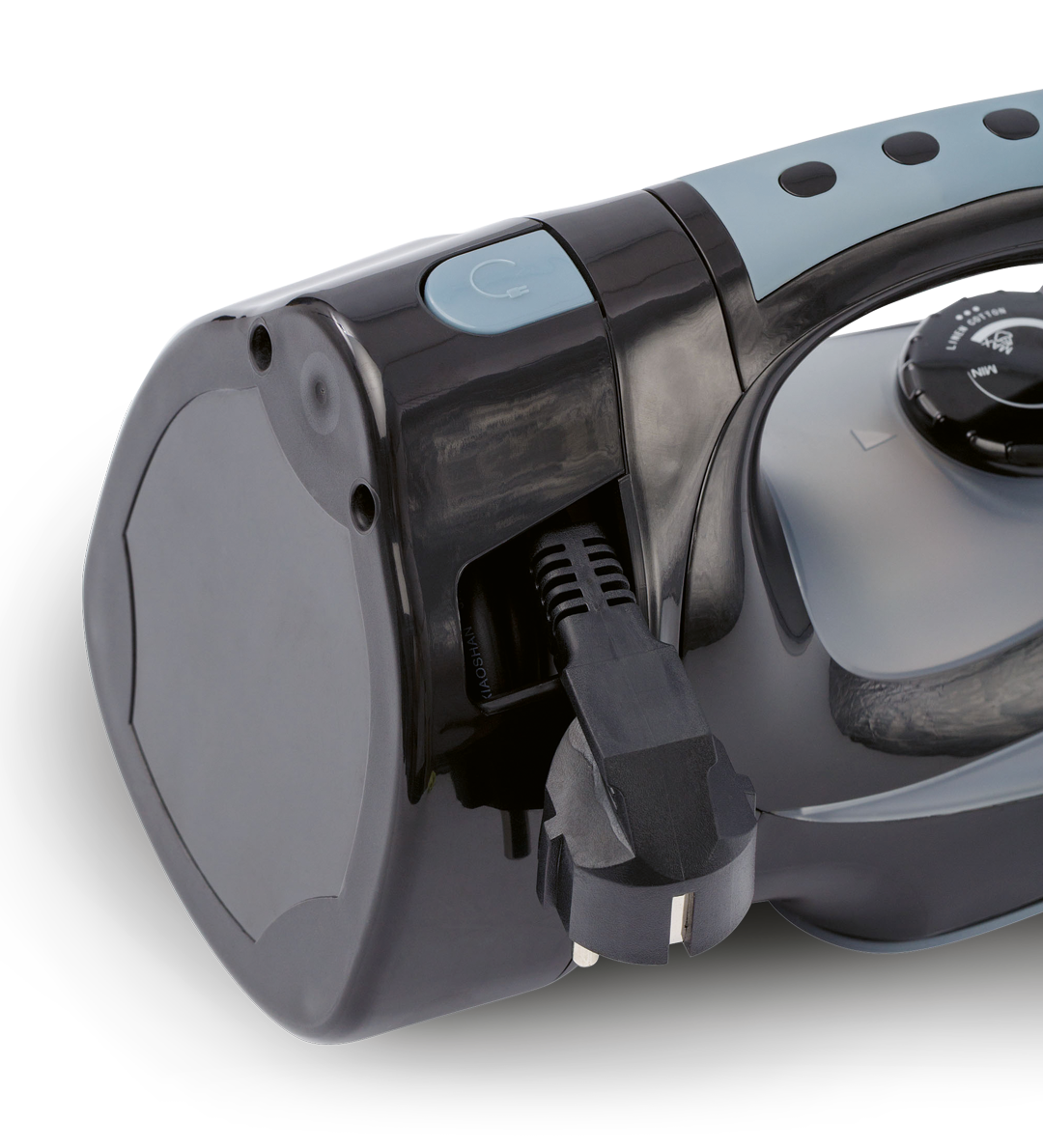 Steam iron Retractable cord UK plug Black Irons Bentley